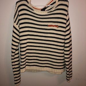Adorable Tommy Hilfigure Sweater